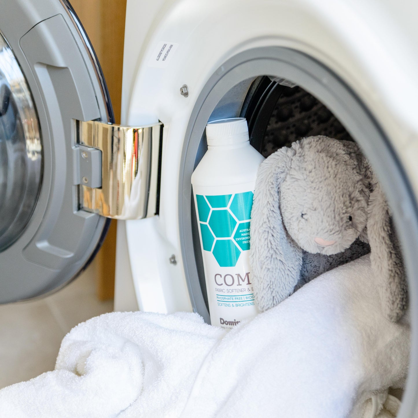 Comfy Fabric Softener & Brightener